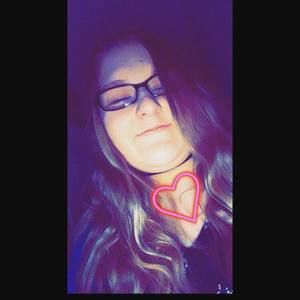 Meet your Posher, Kaitlyn